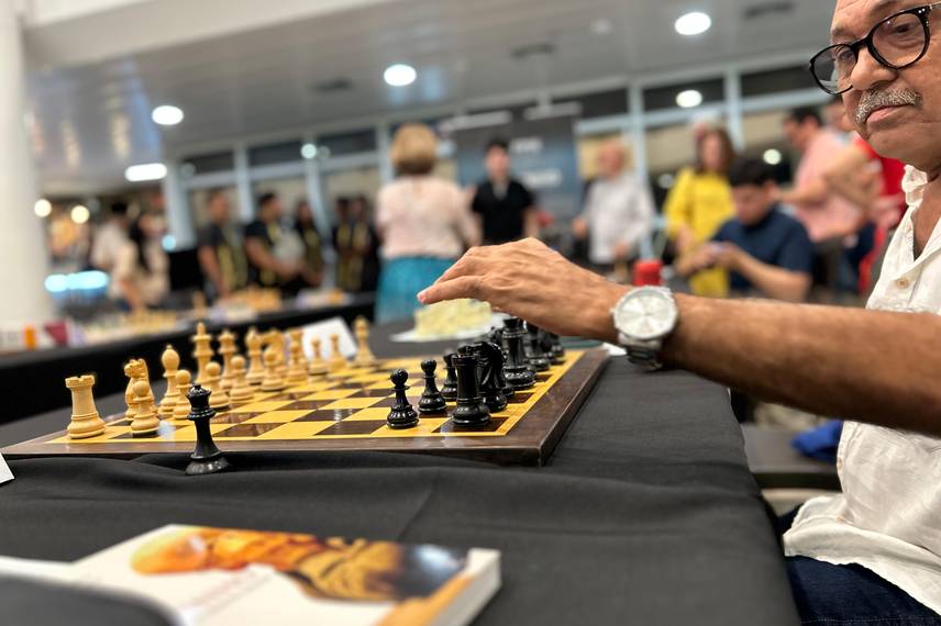 Enxadrista Mequinho participa de 20 partidas simultâneas em Teresina Enxadrista Mequinho participa de 20 partidas simultâneas em Teresina