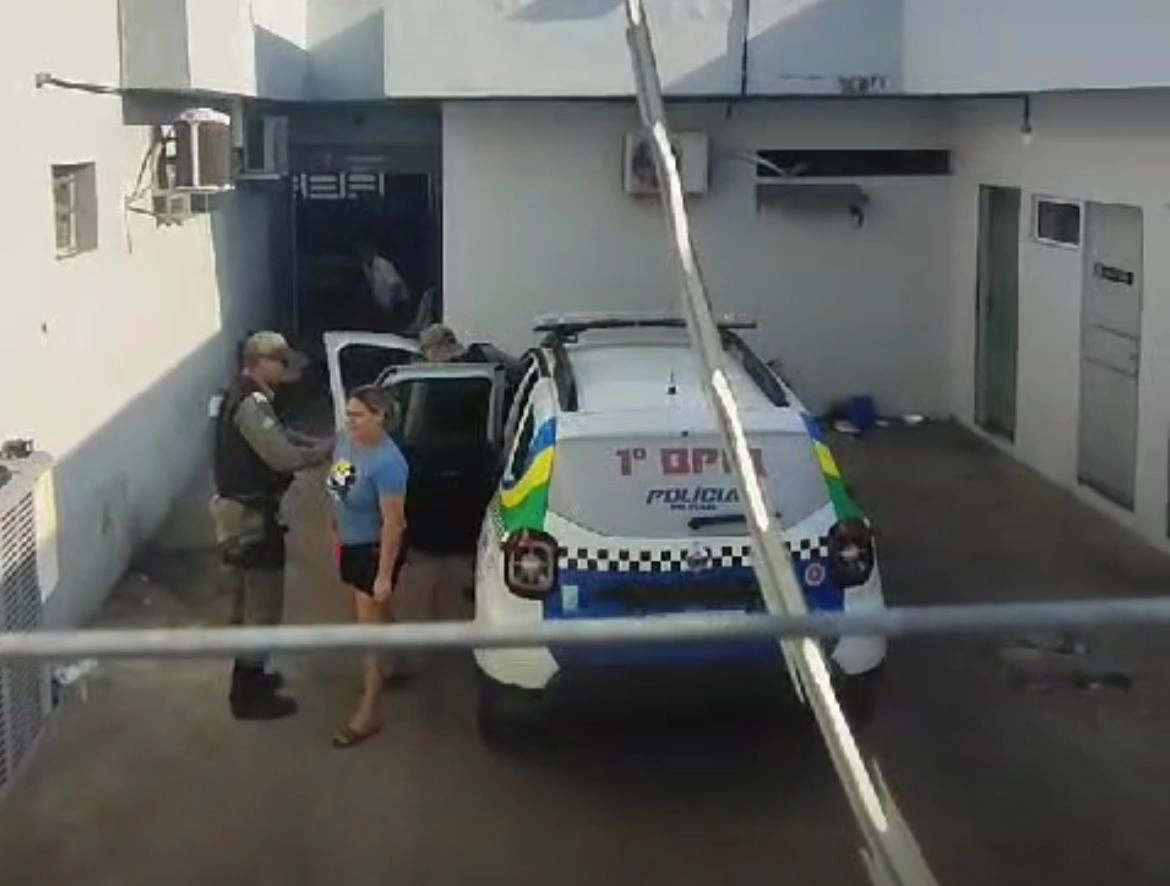 Mãe é presa suspeita de agredir o filho em Teresina