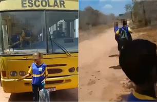Ônibus escolar quebra na zona rural da Lagoa do Piauí e deixa crianças desamparadas (Foto: Reprodução)