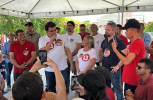 Raquel Sousa realiza ato político com Rafael Fonteles em São José do Divino (Foto: James Rodrigues/Conecta Piauí) Raquel Sousa realiza ato político com Rafael Fonteles em São José do Divino (Foto: James Rodrigues/Conecta Piauí)