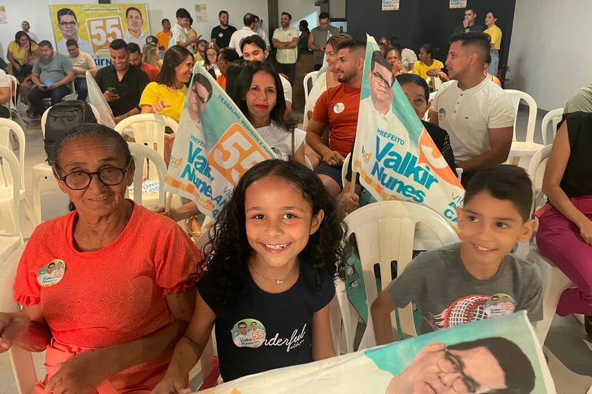 Valkir Nunes realiza encontro com eleitores de Francisco Ayres que residem em Teresina Valkir Nunes realiza encontro com eleitores de Francisco Ayres que residem em Teresina