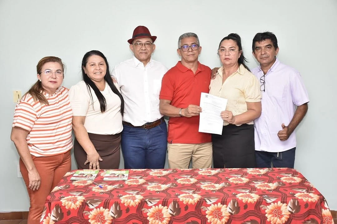 Abdonal Melo empossa nova equipe de secretários municipais em São João do Arraial