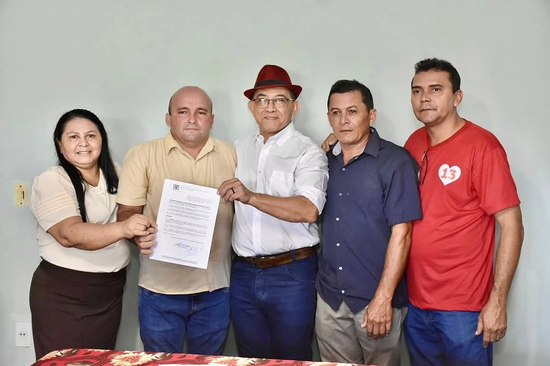 Abdonal Melo empossa nova equipe de secretários municipais em São João do Arraial