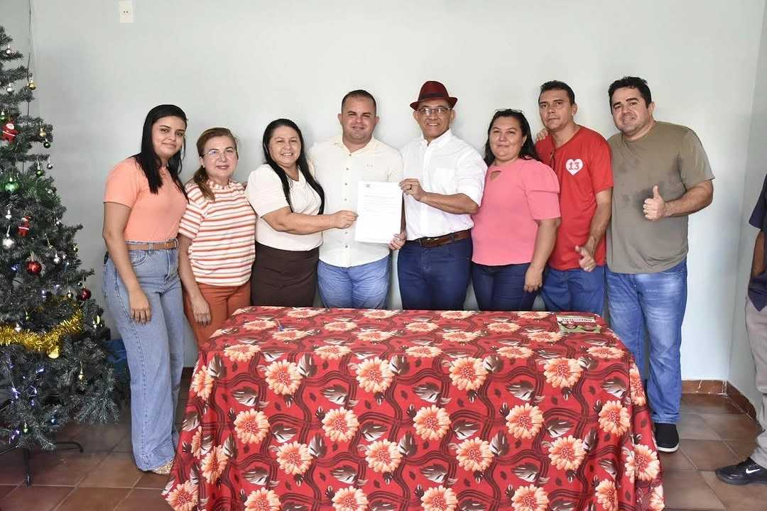 Abdonal Melo empossa nova equipe de secretários municipais em São João do Arraial