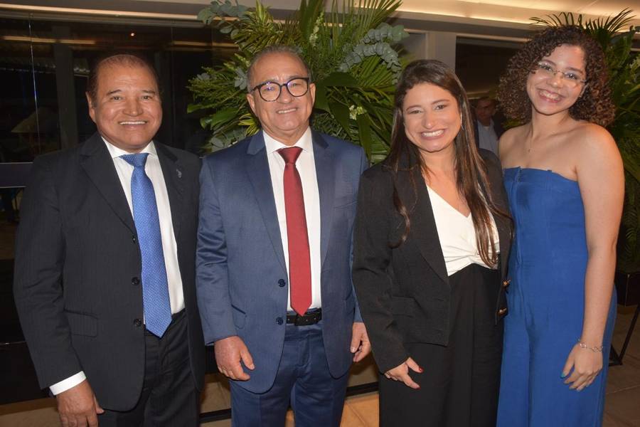 Aderson Nogueira é empossado presidente do TJ-PI e realiza jantar de comemoração