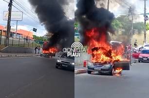Carro pega fogo em frente ao Atacadão na zona Sul de Teresina (Foto: Reprodução)