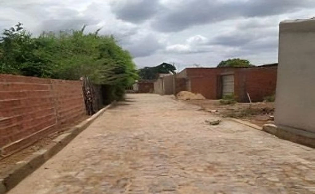 Com investimento de R$ 1 milhão, Idepi conclui pavimentação de ruas em Paulistana