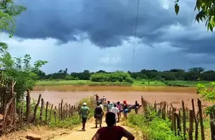 Corpo de jovem que desapareceu tentando atravessar rio no Piauí é encontrado (Foto: Reprodução) Corpo de jovem que desapareceu tentando atravessar rio no Piauí é encontrado (Foto: Reprodução)