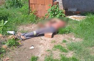 Homem é encontrado morto com sinais de execução na zona Leste de Teresina (Foto: Reprodução) Homem é encontrado morto com sinais de execução na zona Leste de Teresina (Foto: Reprodução)