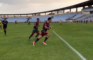 João Sala marca e garante vitória do Fluminense sobre o CAP (Foto: Pedro Melo / Conecta Piauí) João Sala marca e garante vitória do Fluminense sobre o CAP (Foto: Pedro Melo / Conecta Piauí)