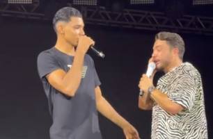 Jovem brilha ao cantar com banda de Wesley Safadão na ‘Festa da Manga’, em Altos (Foto: Reprodução)