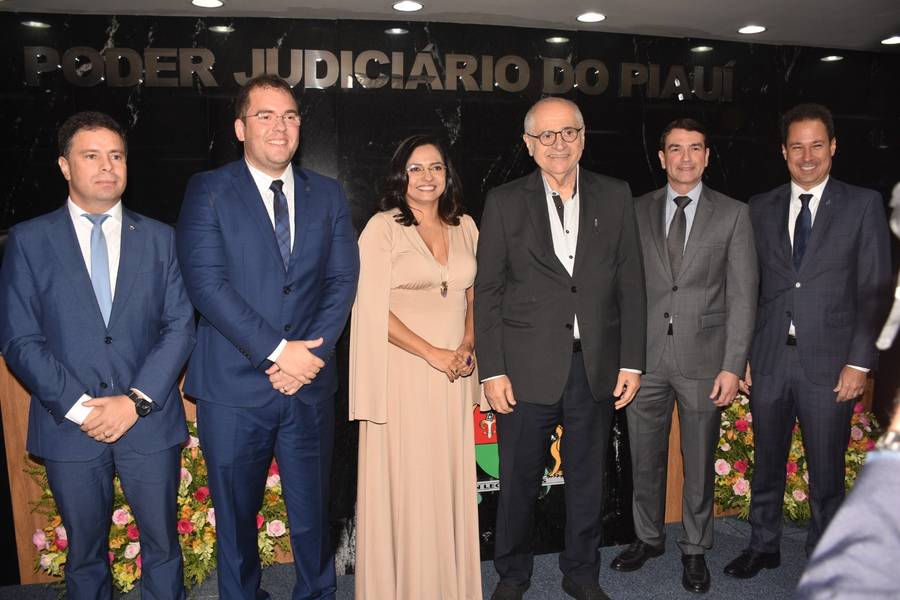 Juíza Keylla Ranyere assume presidência da AMAPI como a primeira mulher no cargo