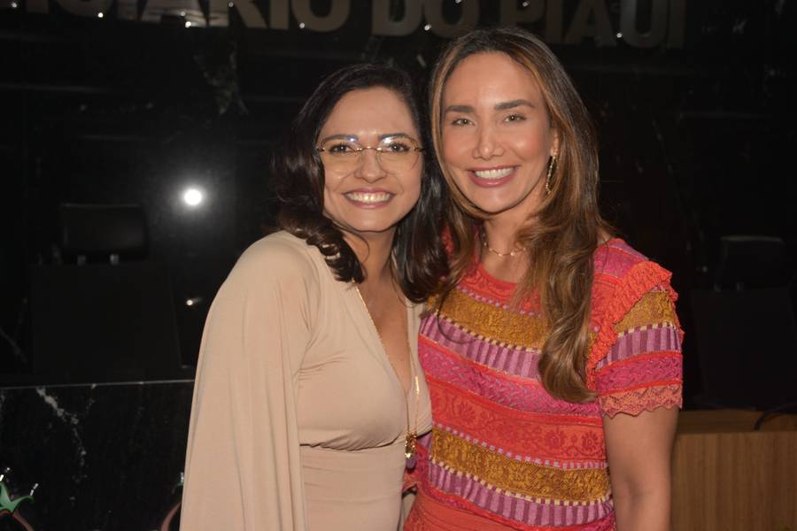 Juíza Keylla Ranyere assume presidência da AMAPI como a primeira mulher no cargo