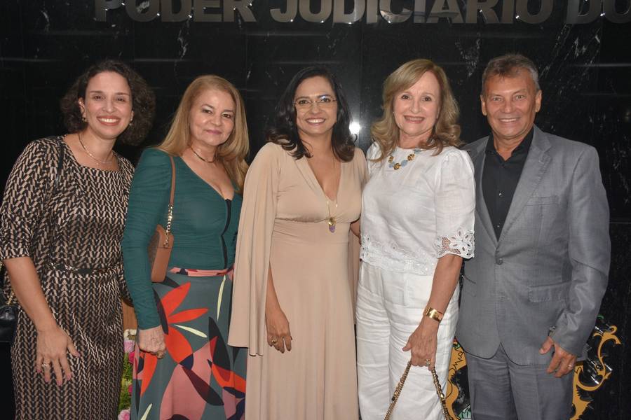 Juíza Keylla Ranyere assume presidência da AMAPI como a primeira mulher no cargo