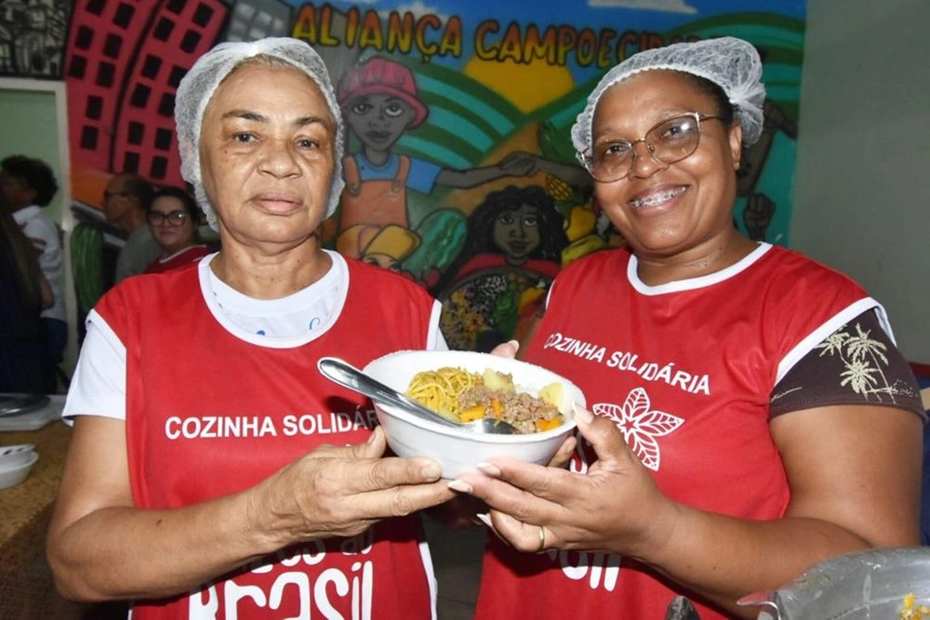 MPA distribui até 150 quentinhas por dia para desabrigados em Picos