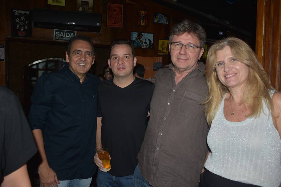 Noite de Rock e MPB reúne jovens em Pub badalado na Zona Leste de Teresina