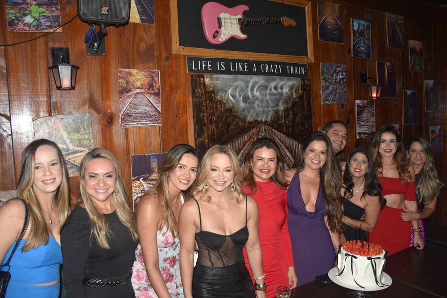 Noite de Rock e MPB reúne jovens em Pub badalado na Zona Leste de Teresina