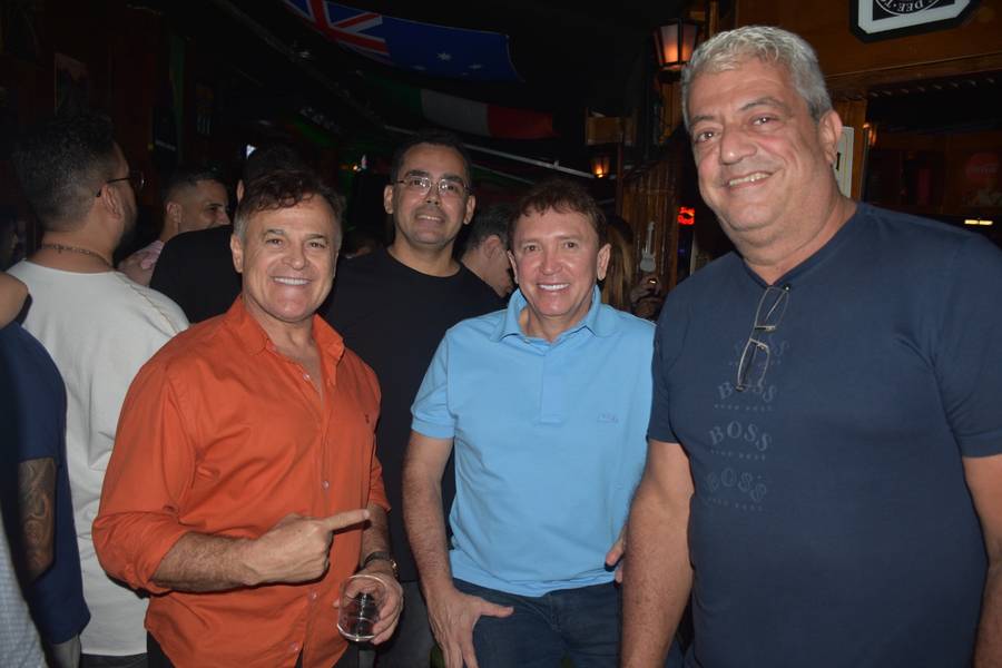 Noite de Rock e MPB reúne jovens em Pub badalado na Zona Leste de Teresina
