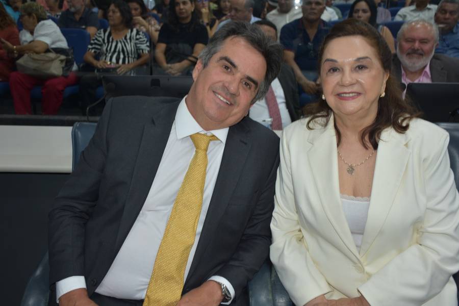 Posse dos vereadores Samantha Cavalca e Pedro Alcântara