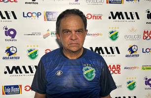 Técnico do Altos, Francisco Diá (Foto: Pedro Melo/Conecta Piauí) Técnico do Altos, Francisco Diá (Foto: Pedro Melo/Conecta Piauí)