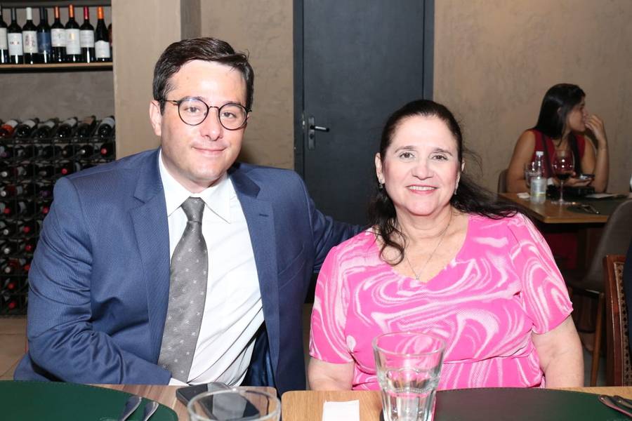 Academia de Medicina do Piauí realiza cerimônia de posse em noite prestigiada