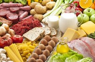Alimentos mais caros: 8 em cada 10 brasileiros sentem alta nos supermercados (Foto: Reprodução) Alimentos mais caros: 8 em cada 10 brasileiros sentem alta nos supermercados (Foto: Reprodução)