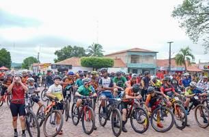 AROBIKE marca início das comemorações pelos 63 anos de Aroazes (Foto: Reprodução) AROBIKE marca início das comemorações pelos 63 anos de Aroazes (Foto: Reprodução)
