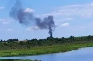 Avião de pequeno porte cai e deixa duas vítimas fatais em Quadra, SP (Foto: Reprodução)