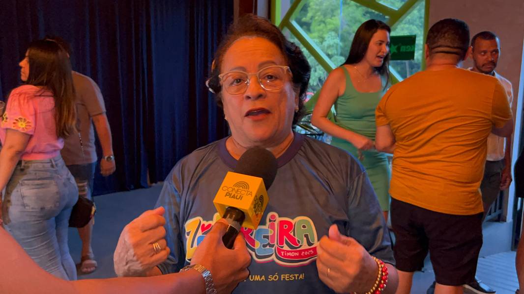 Bloco do Pebinha realiza prévia em Timon com muito brilho e animação