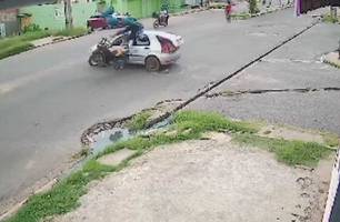 Entregador de gás protagoniza acidente espetacular em Timon (Foto: Reprodução)