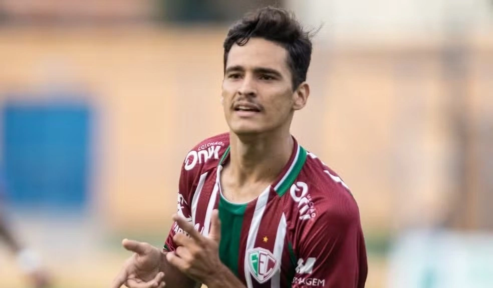 Gabriel Vieira, meia do Fluminense-PI