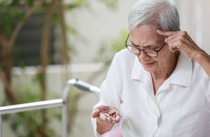 Homem com Alzheimer (Foto: Canva) Homem com Alzheimer (Foto: Canva)