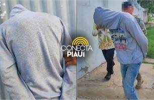 Homem é preso com celular roubado e encaminhado à Central de Flagrantes pelo BOPE (Foto: Conecta Piauí) Homem é preso com celular roubado e encaminhado à Central de Flagrantes pelo BOPE (Foto: Conecta Piauí)
