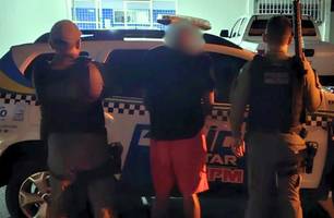 Homem é preso com mandado de prisão em aberto em Elesbão Veloso (Foto: Reprodução) Homem é preso com mandado de prisão em aberto em Elesbão Veloso (Foto: Reprodução)