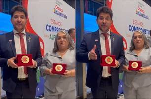Hugo Napoleão recebe Selo Ouro por desempenho na alfabetização infantil (Foto: Reprodução) Hugo Napoleão recebe Selo Ouro por desempenho na alfabetização infantil (Foto: Reprodução)