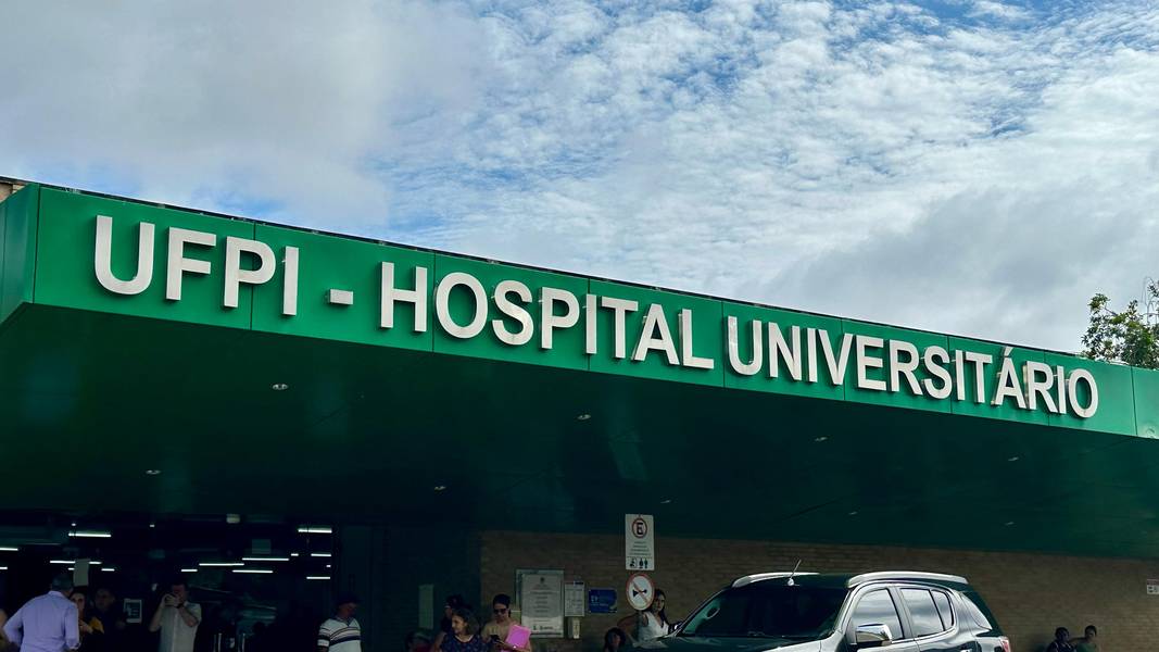 Inauguração tumógrafo HU