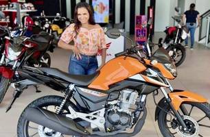 Mulher colide motocicleta contra cavalo em rodovia e morre em município no Piauí (Foto: Reprodução) Mulher colide motocicleta contra cavalo em rodovia e morre em município no Piauí (Foto: Reprodução)