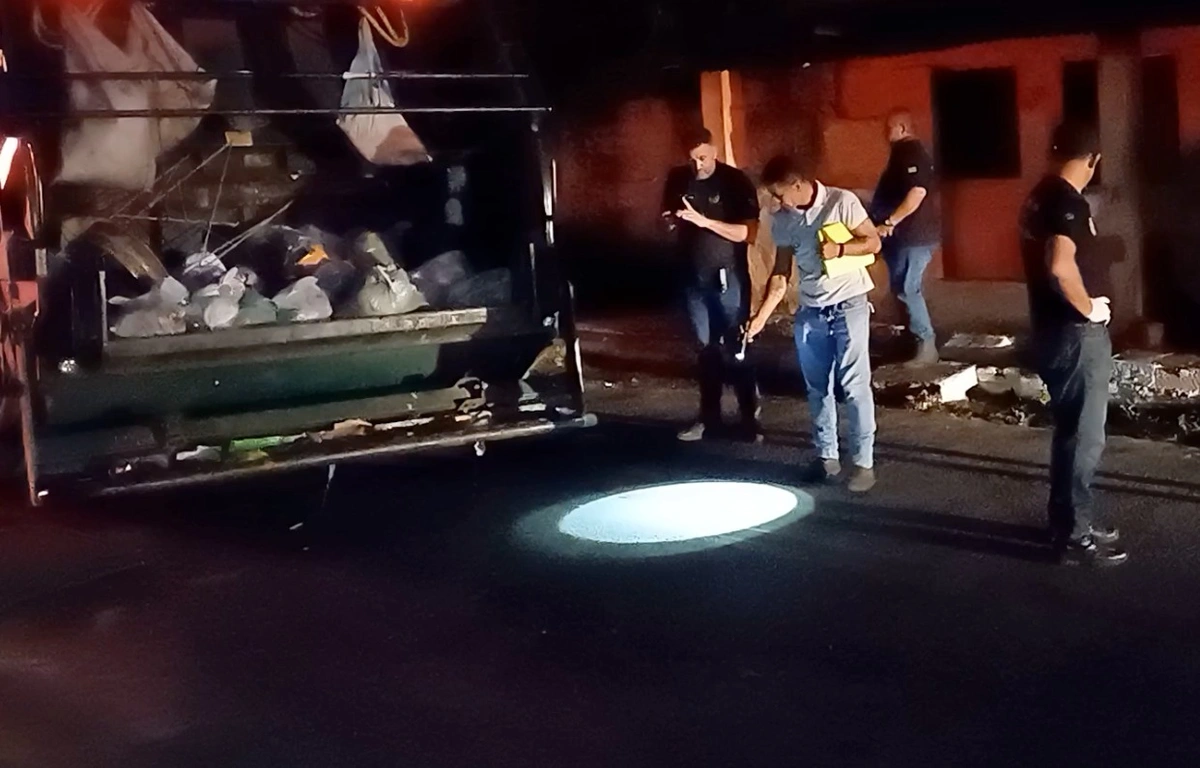 Mulher é atropelada por caminhão de lixo e morre no litoral do Piauí