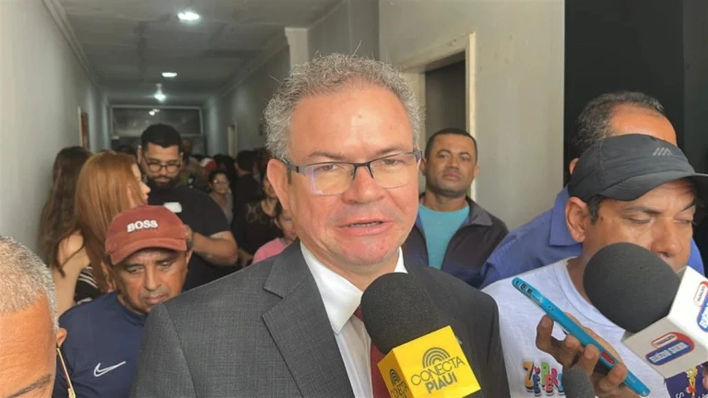Prefeito Rafael participa da abertura do ano legislativo na Câmara de Timon