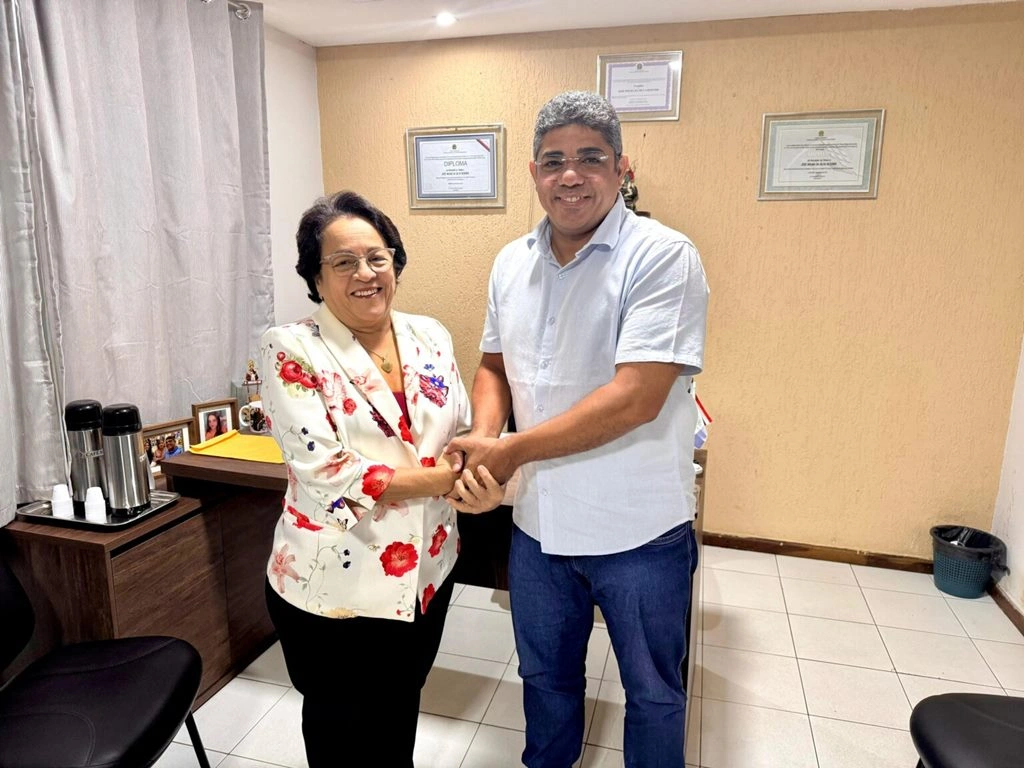 Presidente da Câmara Uilma Resende recebe visita da vice-prefeita Socorro Waquim