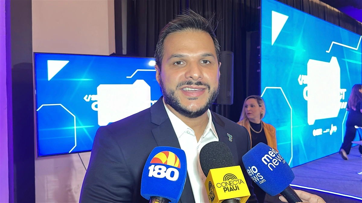 Secretário de Estado da Educação, Washington Bandeira