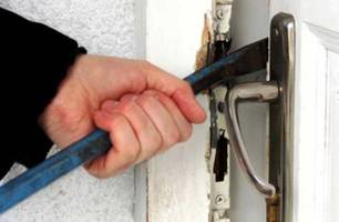 Arrombamento (Foto: Reprodução) Arrombamento (Foto: Reprodução)