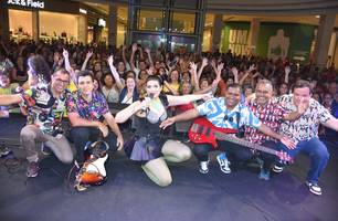 Banda Top Gun realiza show no Artes de Março no Teresina Shopping (Foto: Magal/Conecta Piauí) Banda Top Gun realiza show no Artes de Março no Teresina Shopping (Foto: Magal/Conecta Piauí)
