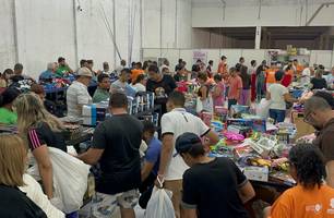 Bazar Solidário da Receita Federal começa em Teresina e arrecada fundos para instituições beneficentes (Foto: Conecta Piauí) Bazar Solidário da Receita Federal começa em Teresina e arrecada fundos para instituições beneficentes (Foto: Conecta Piauí)