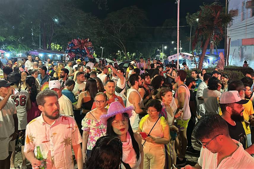 Bloco da Liberdade agita Centro de Teresina e resgata essência do carnaval de rua Bloco da Liberdade agita Centro de Teresina e resgata essência do carnaval de rua