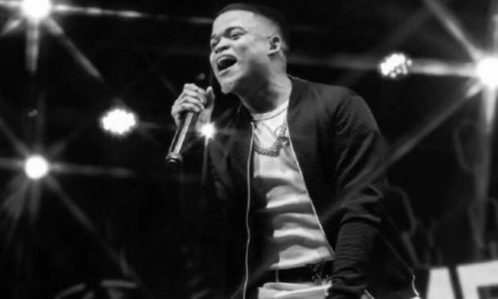 Cantor morre afogado no Rio São Francisco ao visitar cenário para novo disco