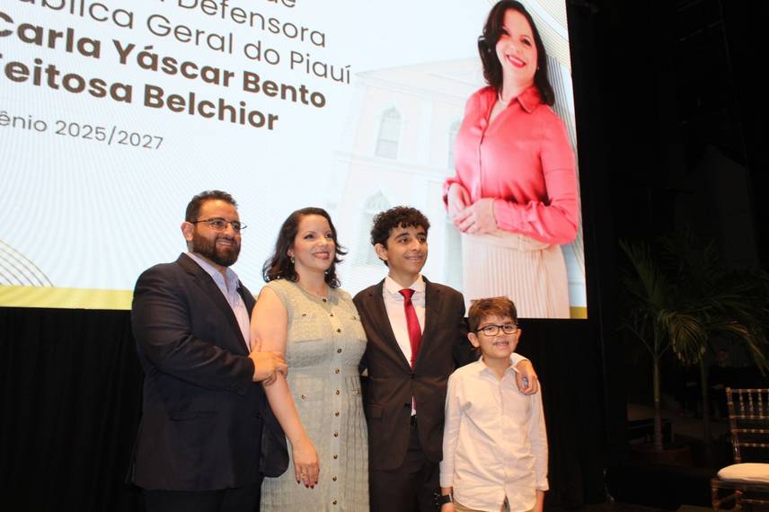 Carla Yáskar é reconduzida ao cargo de Defensora Pública Geral do Piauí Carla Yáskar é reconduzida ao cargo de Defensora Pública Geral do Piauí