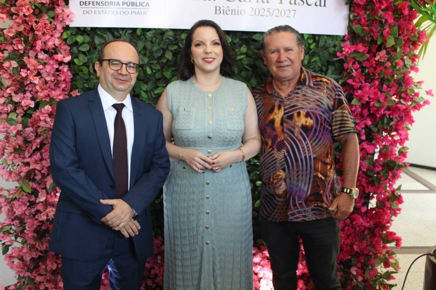 Carla Yáskar é reconduzida ao cargo de Defensora Pública Geral do Piauí Carla Yáskar é reconduzida ao cargo de Defensora Pública Geral do Piauí
