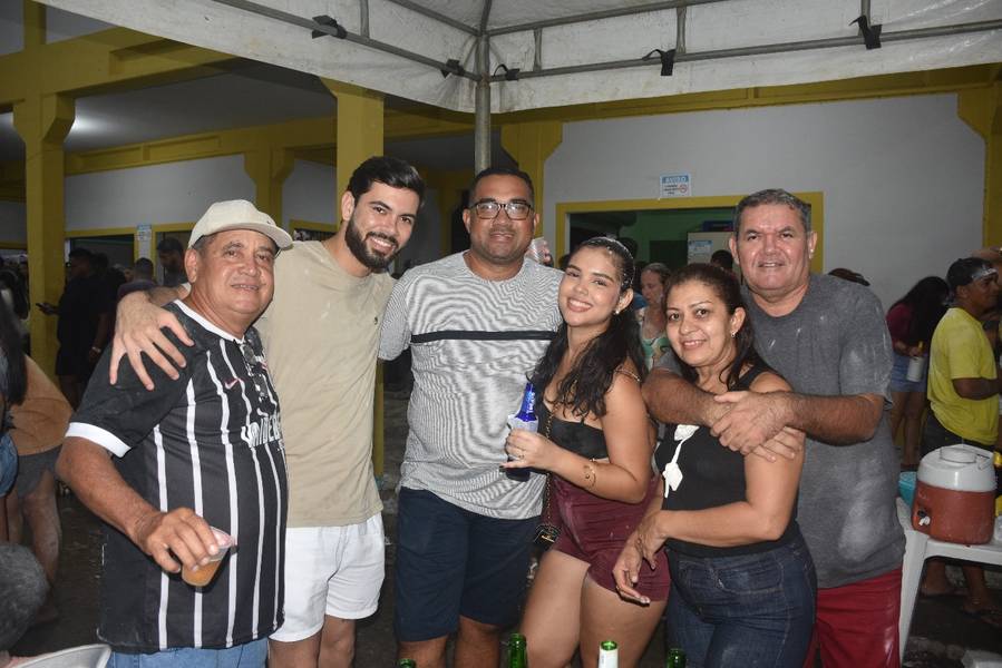 Carnaval em Angical: multidão celebra festa com muita alegria e tradição