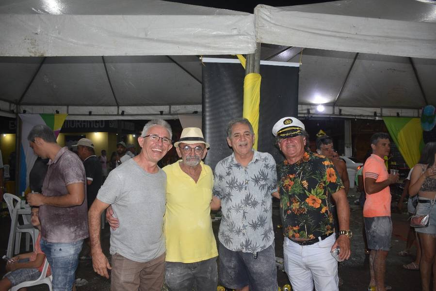 Carnaval em Angical: multidão celebra festa com muita alegria e tradição